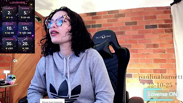 Snapshot of paulinabarnett- chatting on 22, 10, 2025 paulinabarnett- online show from 22, 10, 2025