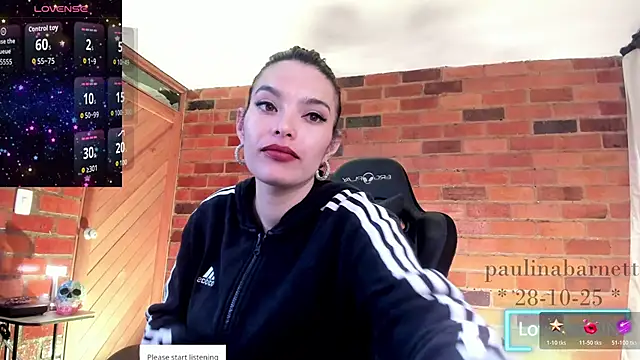 Snapshot of paulinabarnett- chatting on 28, 10, 2025 paulinabarnett- online show from 28, 10, 2025