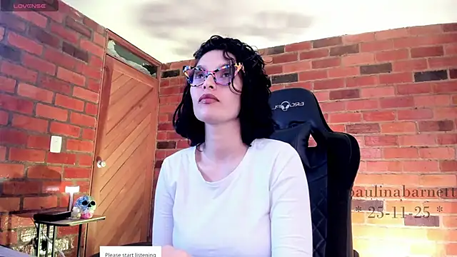 Snapshot of paulinabarnett- chatting on 26, 11, 2025 paulinabarnett- online show from 26, 11, 2025