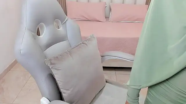 Hanaa latif online show from 11, 3, 2025