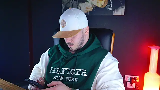 AngeloEric online show from 4, 1, 2025