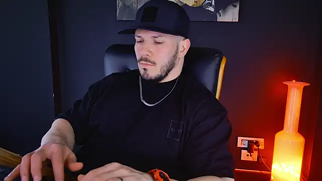 AngeloEric online show from 4, 2, 2025