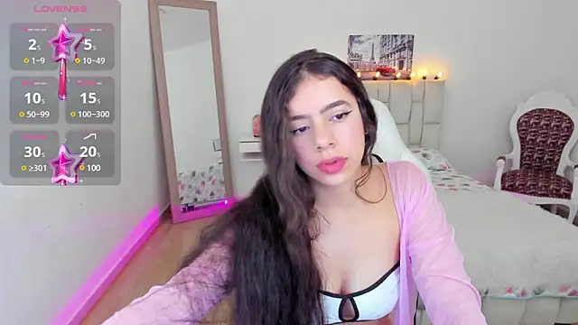 Snapshot of zoe_turnner_18 chatting on 8, 12, 2024 zoe turnner 18 online show from 8, 12, 2024