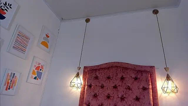 aprill21  online show from 5, 12, 2024