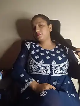 Snapshot of Simran-Kaur143 chatting on 11, 7, 2026 Simran-Kaur143 online show from 11, 7, 2026