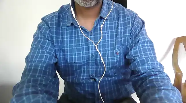 Snapshot of urbrownbunny chatting on 20, 3, 2025 urbrownbunny online show from 20, 3, 2025