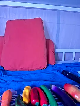 allinqueen online show from 18, 2, 2025