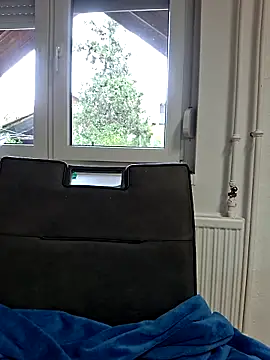 allinqueen online show from 12, 10, 2025