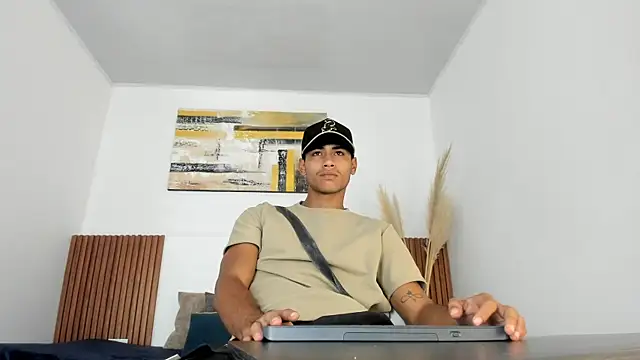 zander 2120 online show from 21, 2, 2026