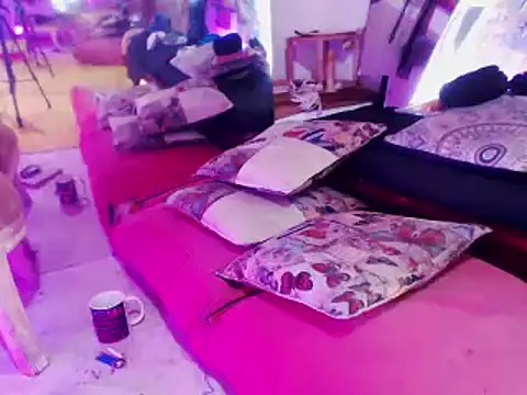 Snapshot of laye19 chatting on 17, 1, 2025 laye19 online show from 17, 1, 2025