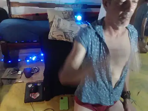 Snapshot of laye19 chatting on 15, 9, 2025 laye19 online show from 15, 9, 2025