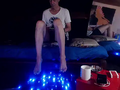 Snapshot of laye19 chatting on 30, 9, 2025 laye19 online show from 30, 9, 2025