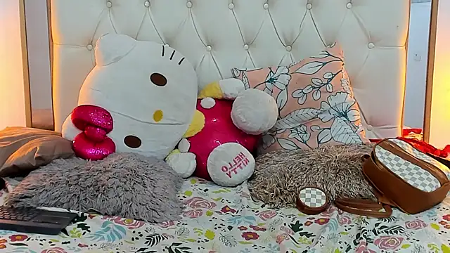 Snapshot of camila_sex_latina chatting on 18, 1, 2025 camila sex latina online show from 18, 1, 2025