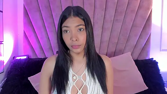 KarolRojas  online show from 21, 10, 2025