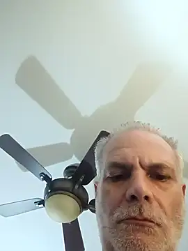 Snapshot of Hand69someguy chatting on 9, 11, 2025 Hand69someguy online show from 9, 11, 2025