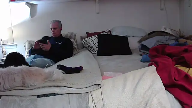 Snapshot of Hand69someguy chatting on 2, 12, 2025 Hand69someguy online show from 2, 12, 2025