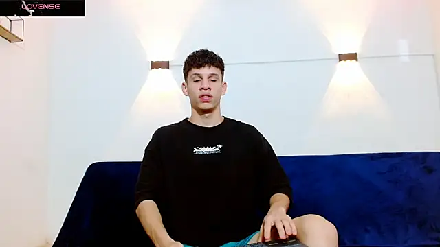 Snapshot of jeff_ross chatting on 18, 11, 2025 jeff ross online show from 18, 11, 2025