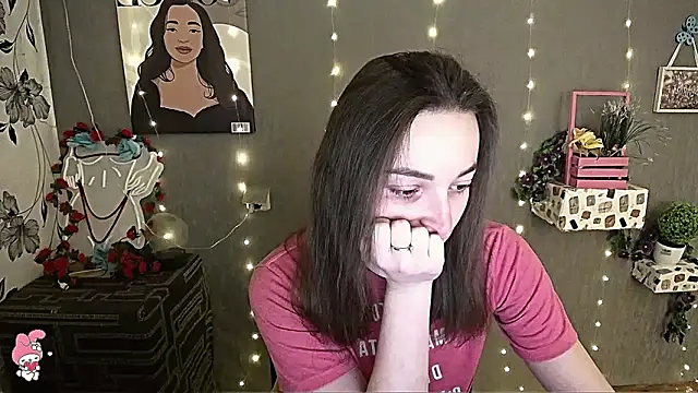  Barbie Kiss  online show from 7, 2, 2025