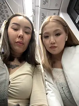 Asian Asami online show from 4, 12, 2025