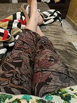 heena13 online show from 30, 11, 2025