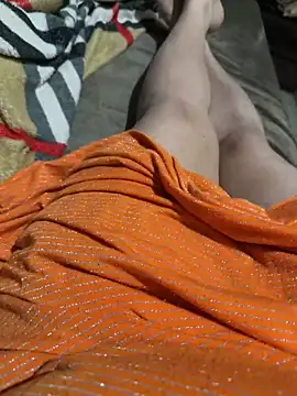 heena13 online show from 4, 12, 2025