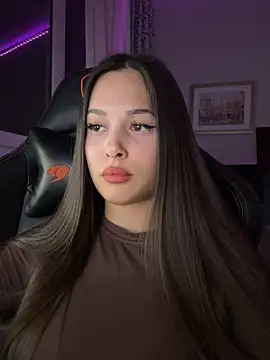 EricaWalls online show from 23, 11, 2025