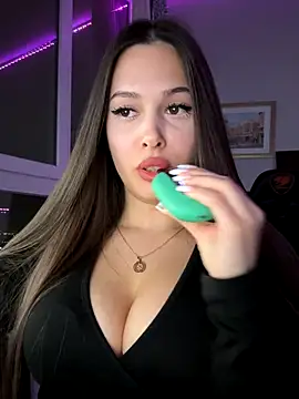 EricaWalls online show from 1, 12, 2025