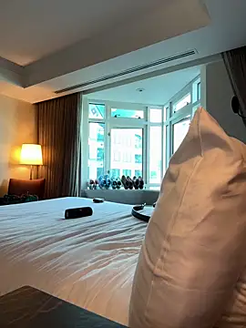 PeytonJohnn online show from 2, 10, 2025