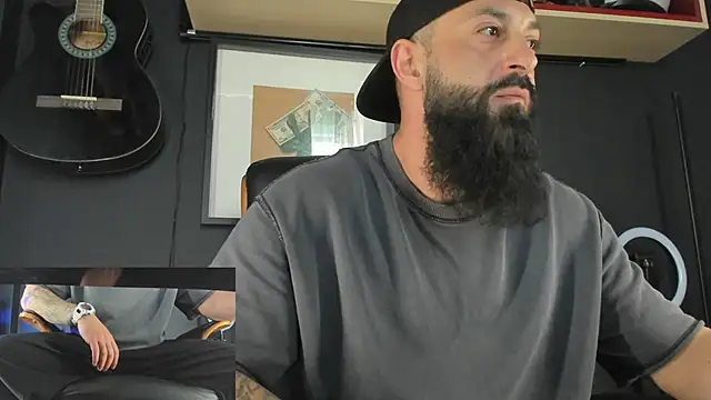 axxelrich  online show from 16, 2, 2025