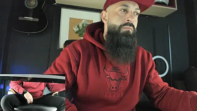 axxelrich  online show from 18, 2, 2025