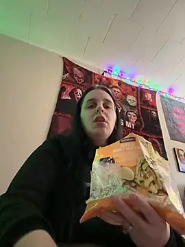 menaceswife online show from 1, 2, 2025