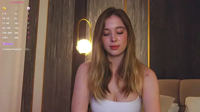 LoraineLuff online show from 30, 1, 2025