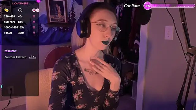 Snapshot of lovelylucyy chatting on 1, 1, 2025 lovelylucyy online show from 1, 1, 2025