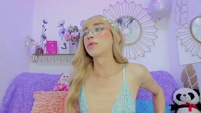 Snapshot of Ariadna_Evangeline chatting on 18, 7, 2026 Ariadna Evangeline online show from 18, 7, 2026