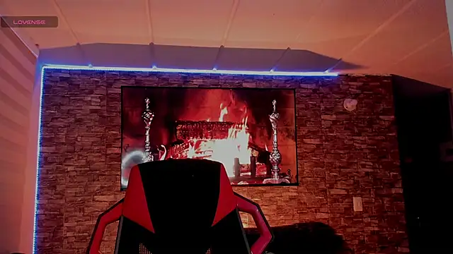 Snapshot of Charlotte_greys chatting on 3, 12, 2025 Charlotte greys online show from 3, 12, 2025