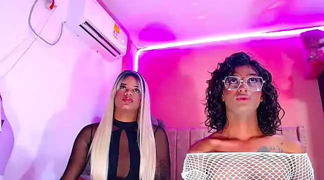 Snapshot of vanessa_nauthygirls chatting on 17, 2, 2025 vanessa nauthygirls online show from 17, 2, 2025