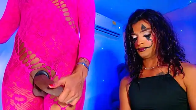 Snapshot of vanessa_nauthygirls chatting on 30, 10, 2025 vanessa nauthygirls online show from 30, 10, 2025