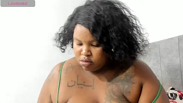 briyinabloom  online show from 17, 1, 2025