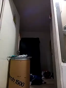 briyinabloom  online show from 1, 2, 2025