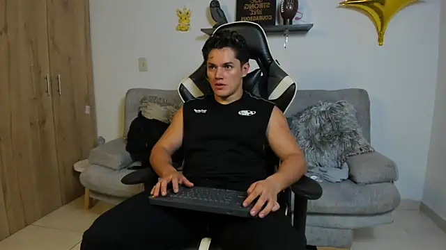 julian wallace online show from 18, 1, 2026