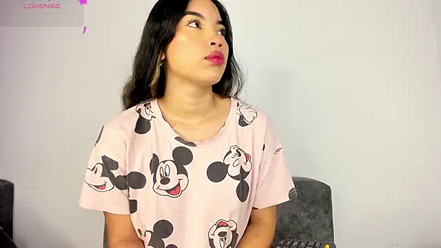 Lee Ash online show from 10, 12, 2024