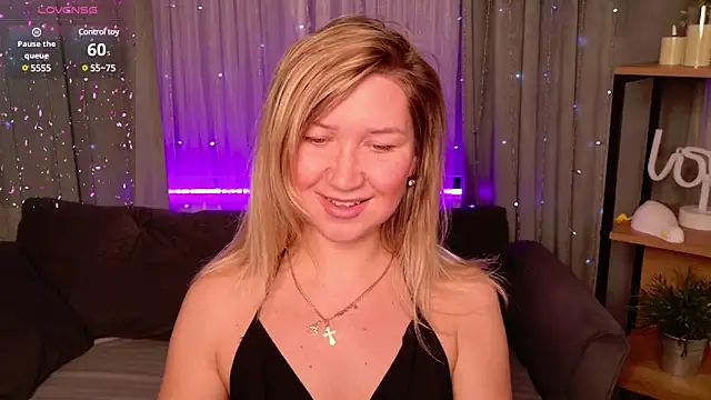 MilaBott online show from 3, 2, 2025