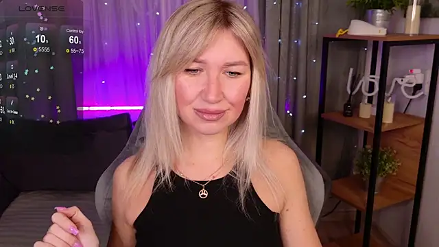 MilaBott online show from 15, 11, 2025