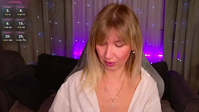 Snapshot of MilaBott chatting on 22, 4, 2026 MilaBott online show from 22, 4, 2026