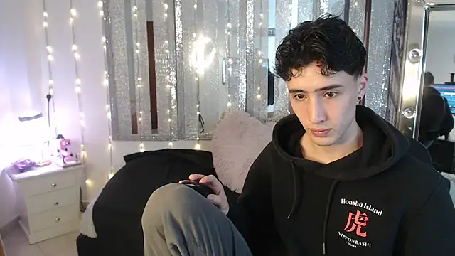 gojo satoru 18 online show from 12, 2, 2025