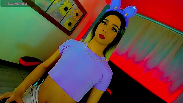 Snapshot of samantha_official_ chatting on 24, 1, 2025 samantha official online show from 24, 1, 2025