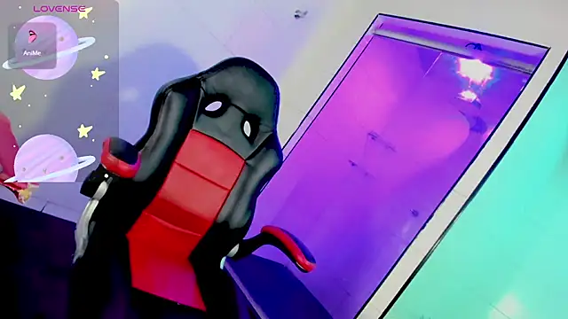 Snapshot of samantha_official_ chatting on 5, 3, 2025 samantha official online show from 5, 3, 2025