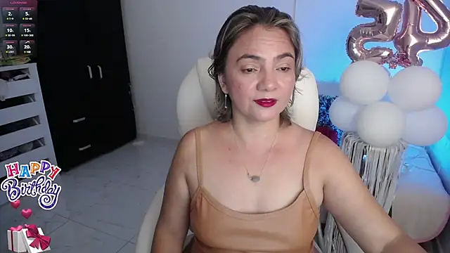 Chiraz hasnaa online show from 11, 1, 2025