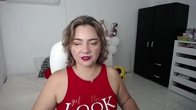 Chiraz hasnaa online show from 26, 1, 2025