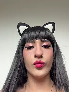 Snapshot of HotStar_yes chatting on 6, 11, 2025 HotStar yes online show from 6, 11, 2025